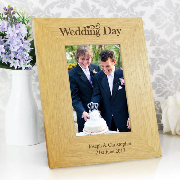 Personalised Wedding Day 6x4 Oak Finish Photo Frame