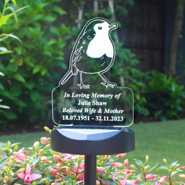 Personalised Robin Memorial Outdoor Solar Light 7 Personalised Robin Memorial Outdoor Solar Light