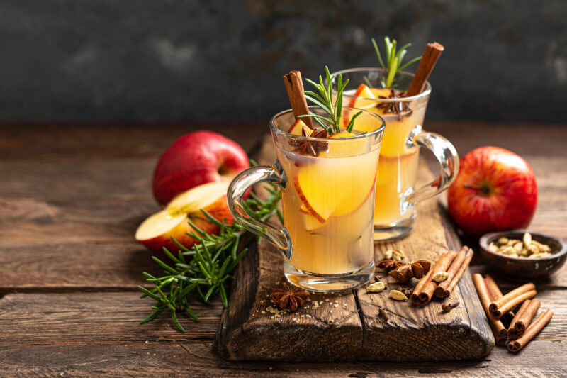 christmas mulled apple cider with cinnamon and ani 2023 11 27 05 20 20 utc 1
