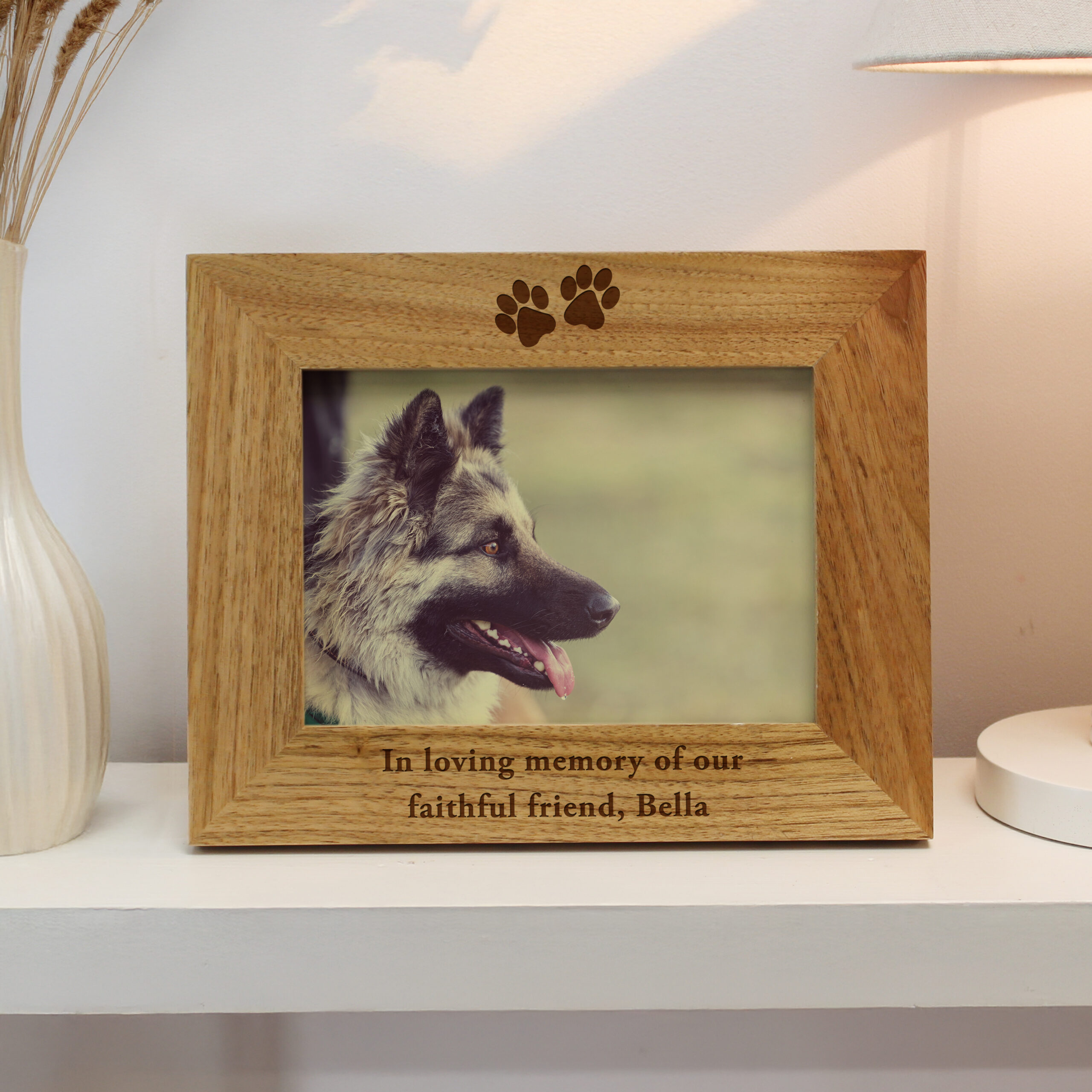 Personalised Oak Finish 4x6 Paw Prints Photo Frame 1 Personalised Oak Finish 4x6 Paw Prints Photo Frame