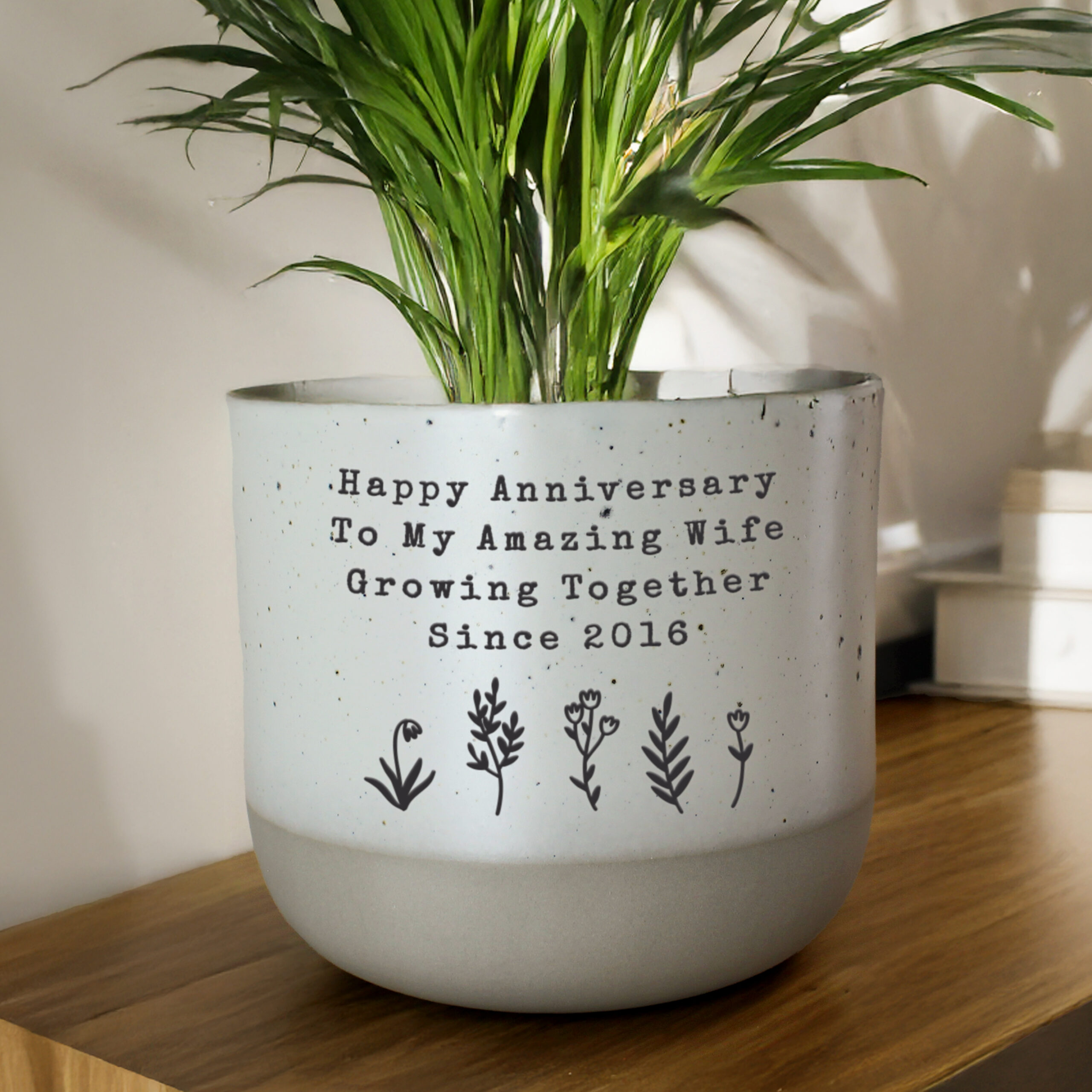 Personalised Floral Flecked Plant Pot 3 Personalised Floral Flecked Plant Pot
